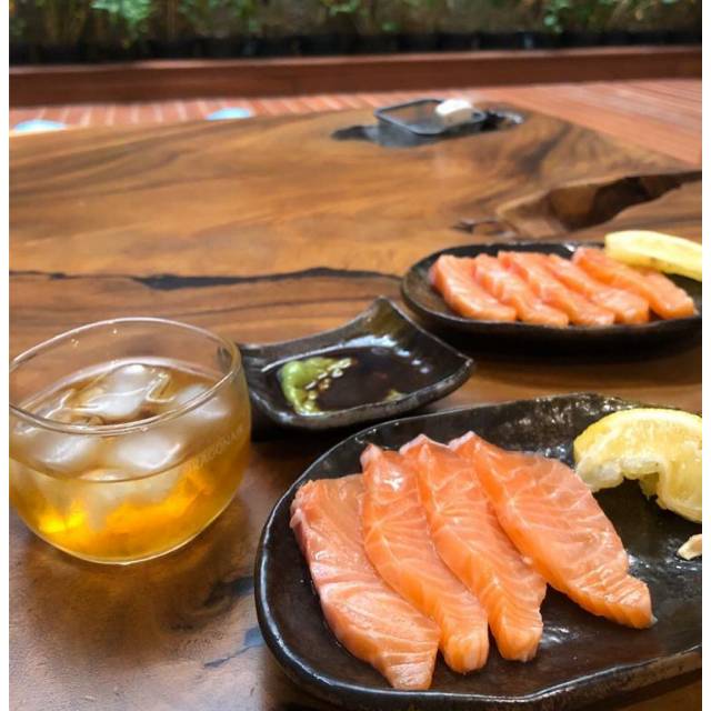 

Salmon Fillet Fresh 1kg norwegia Sashimi Grade / Fresh Salmon Fillet 1kg