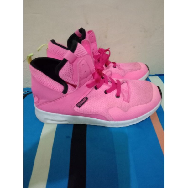 preloved sepatu Zumba
