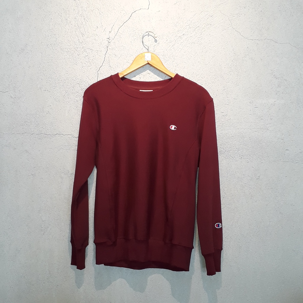 Jaket Pria CHAMPION Crewneck Basic Small Logo Maroon - Original 100 % Jaket Pria Wanita (Unisex)