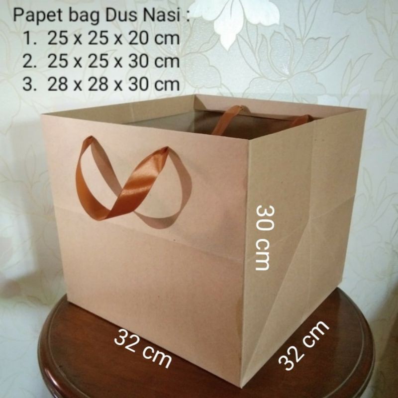 

Paper bag dus nasi polos 32 x 32 x 30 tebal tas souvenir jumbo