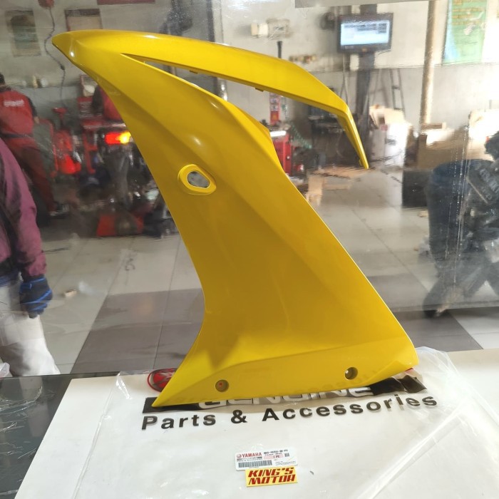 BODY FRONT,SAYAP,FAIRING,FERING R15,R-15 NEW VVA,V3 KUNING (BK6-P4)