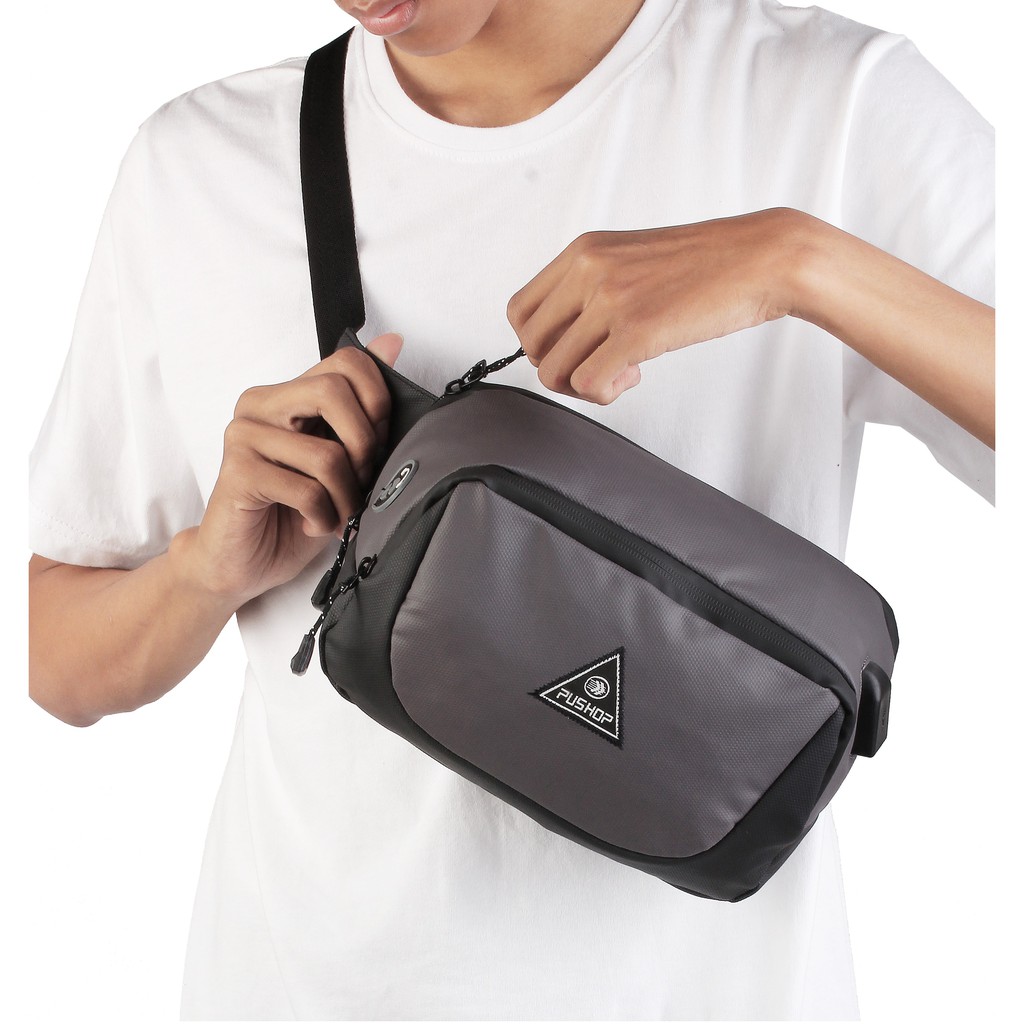 Waistbag USB Waterproof Pushop Stryker