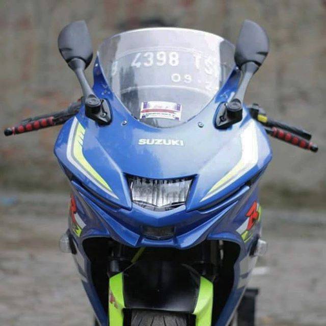 Kacamata headlamp suzuki gsx 150r
