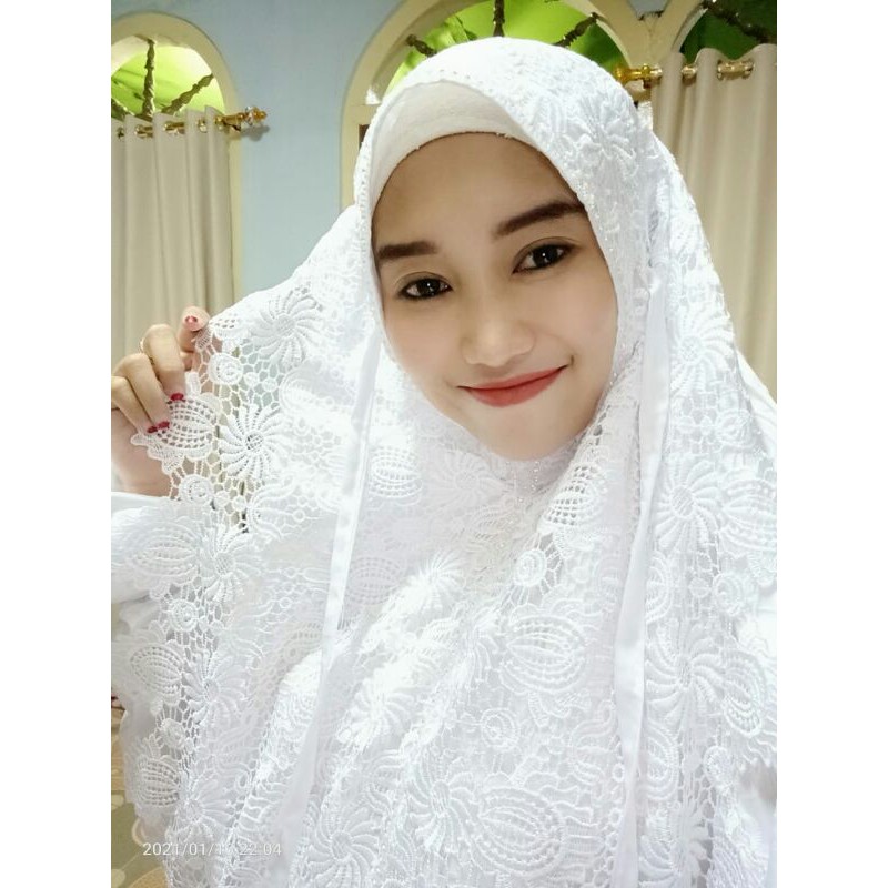 mukena Sutra Jepang Swarovski terusan warna putih bersih