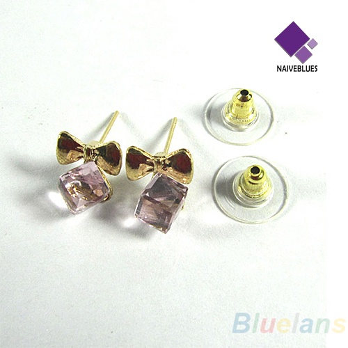 Anting Stud Desain Kubus Ikatan Simpul Berkilau Untuk Wanita