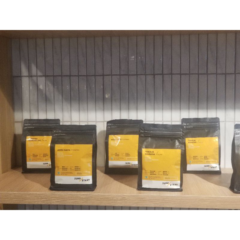 

COFFEE DRIP BAG JUMPSTART COFFEE 1 BOX ISI 5 PCS