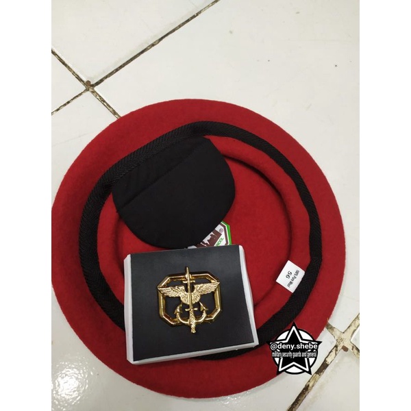 BARET MERAH plus EMBLEM KOPASSUS