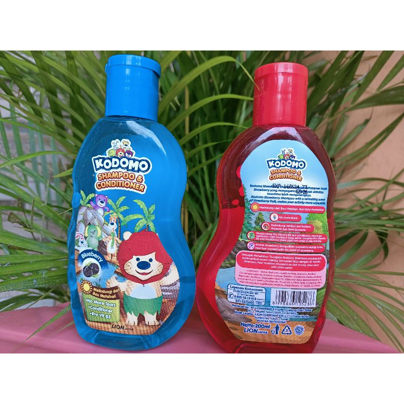 Kodomo Shampoo & Conditioner Strawberry dan Blueberry 200ml