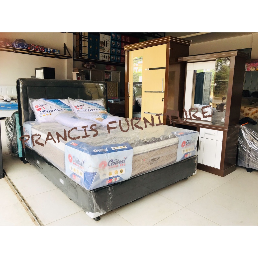 1 SET KAMAR KAMAR 1 SET 1 SET KAMAR PENGATIN 1 SET KAMAR KASUR LEMARI MEJA RIAS DIVAN