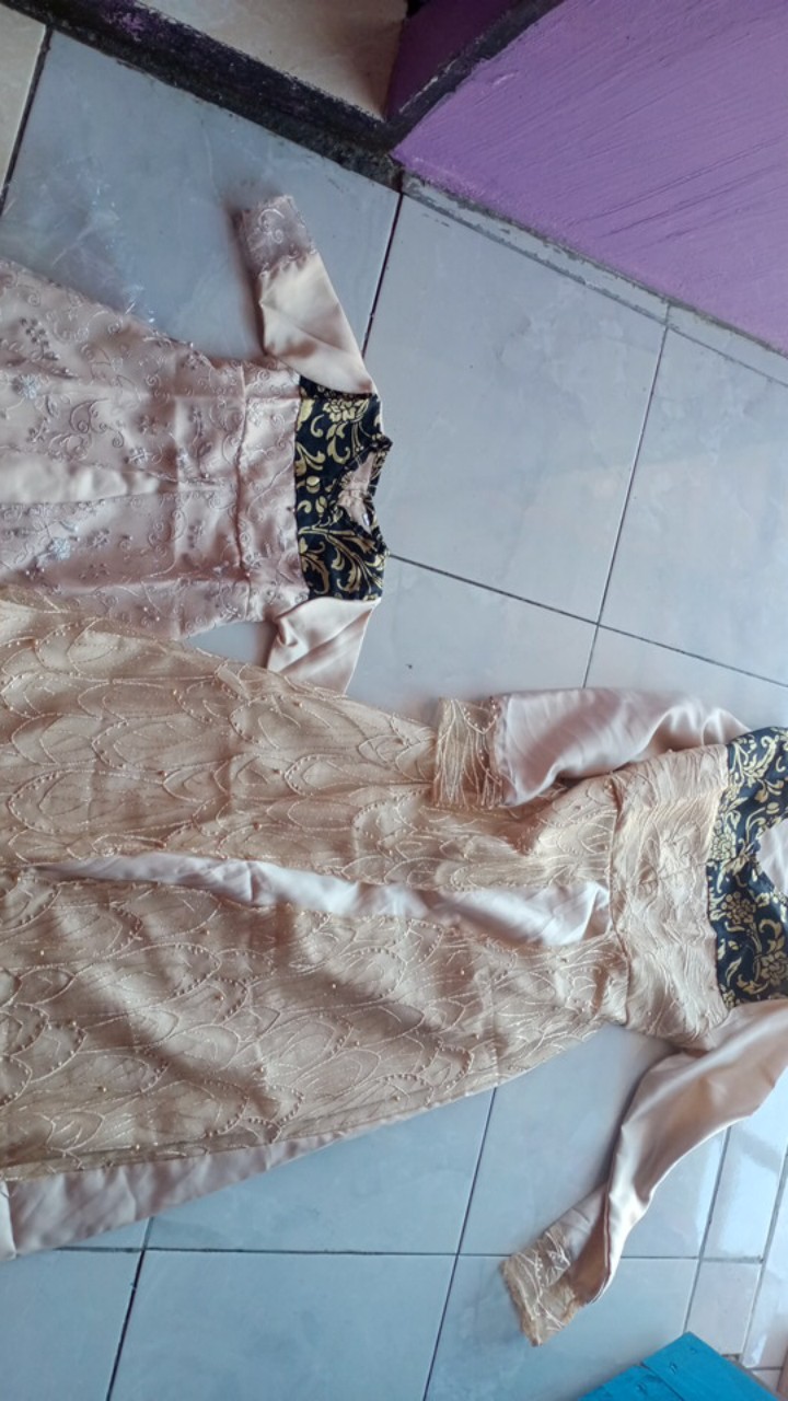 Batik Couple + Anak, Gamis Dan Kemeja Lengan Pendek Limited Edition By Batik Sumber Bahagia