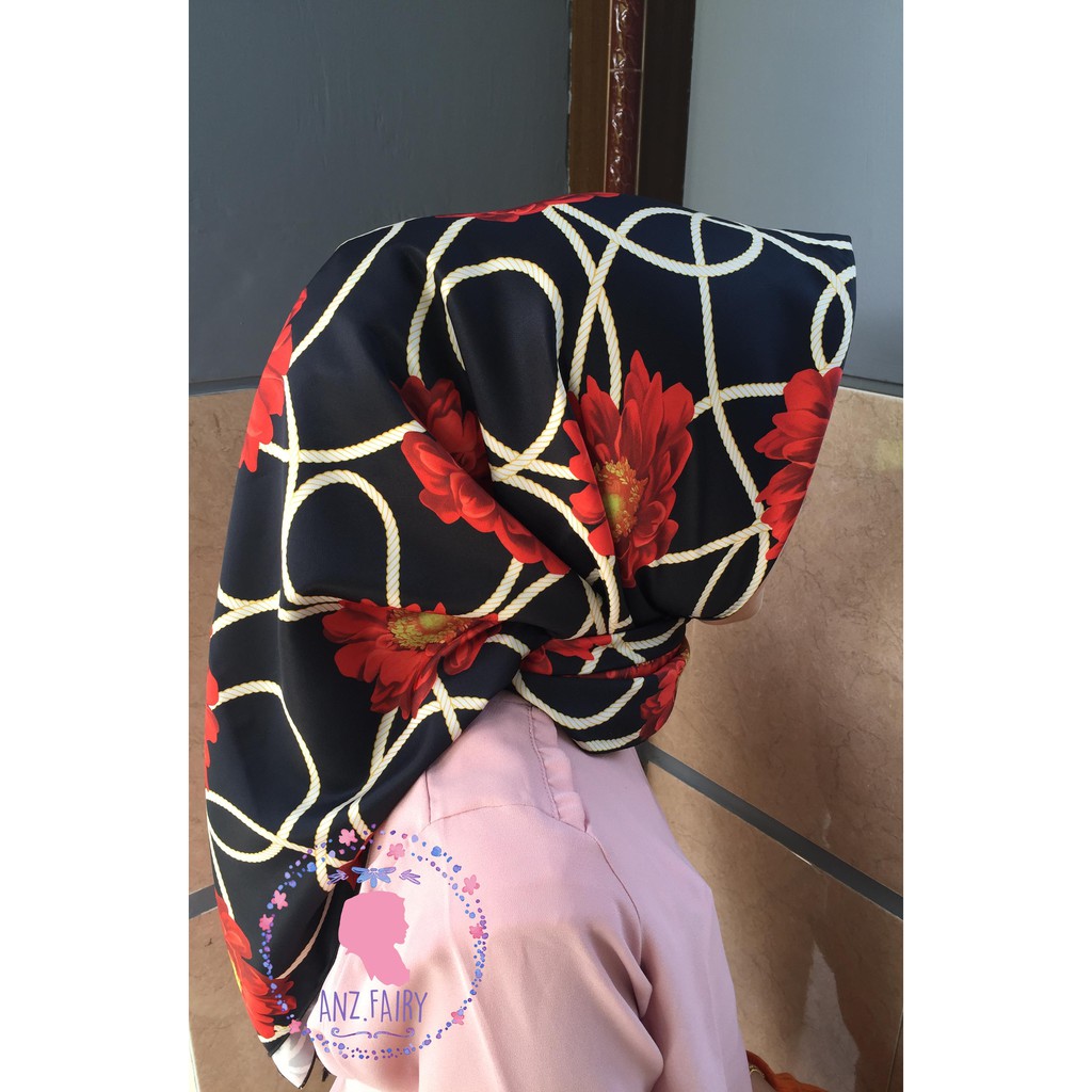 Hijab Maxmara motif bunga