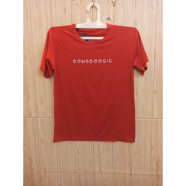 KAOS DISTRO MERAH UNISEX TERBARU