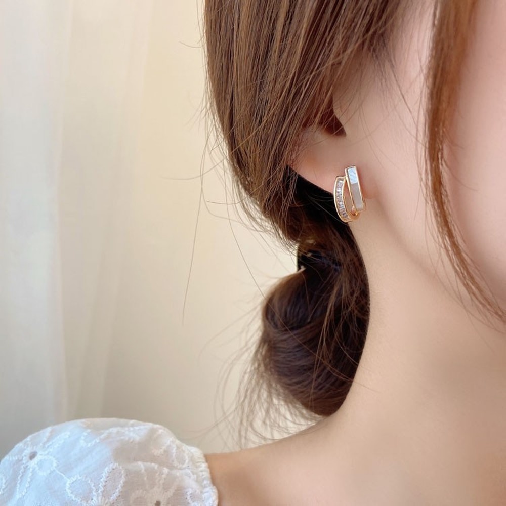 Anting Tusuk Wanita Model Korea Simple Lapis Ganda Untuk Musim Panas