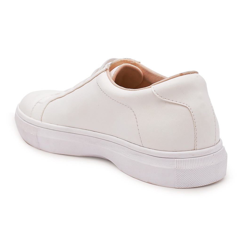 KHK by Khakikakiku OWIEN WHITE Slip On