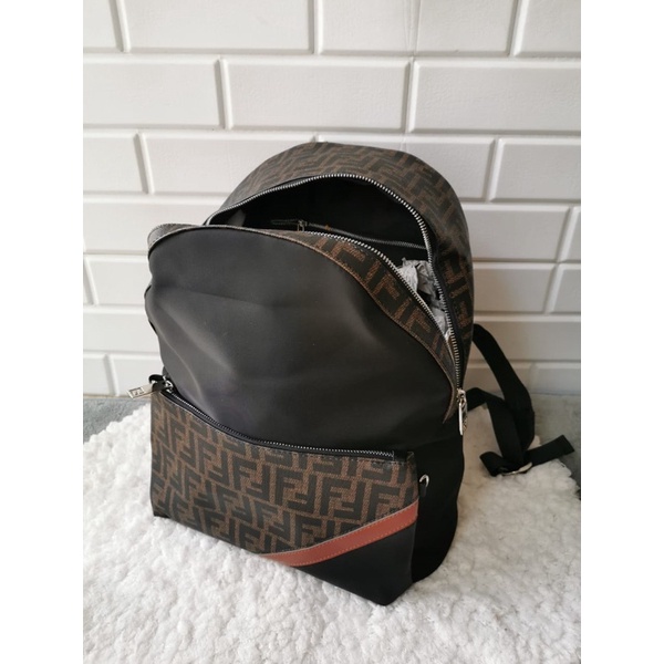 Tas Ransel Fendi