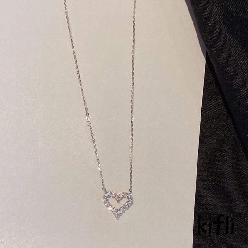 Kalung Rantai Pendek Dengan Liontin Bentuk Hati Bahan Zirkon