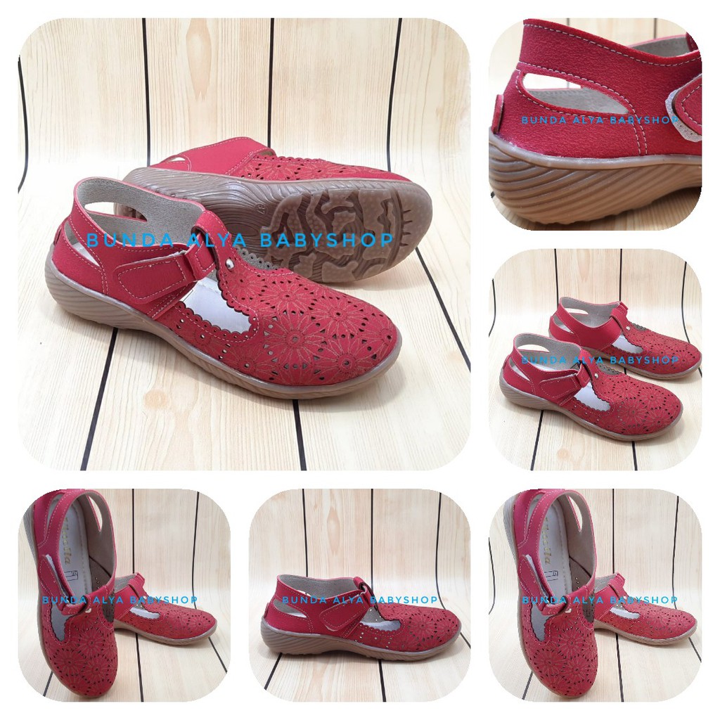 Sepatu Wanita Dewasa Merah Casual- Sepatu Kerja Wanita - Sepatu Semi Formal - Sepatu Wanita Slip On