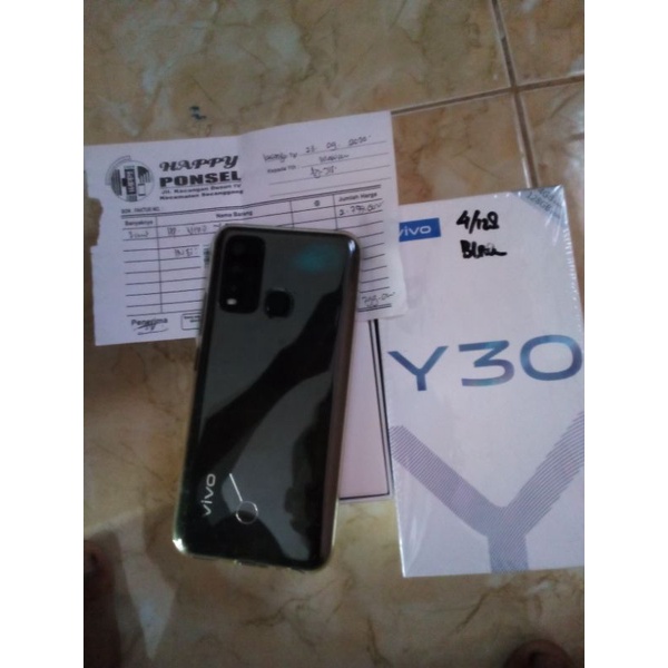 vivo y30 ram 4/128