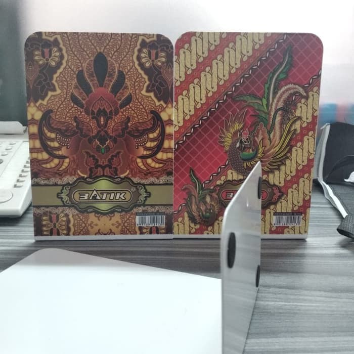 

Endbook/pembatas buku BATIK Indonesia /book end besi