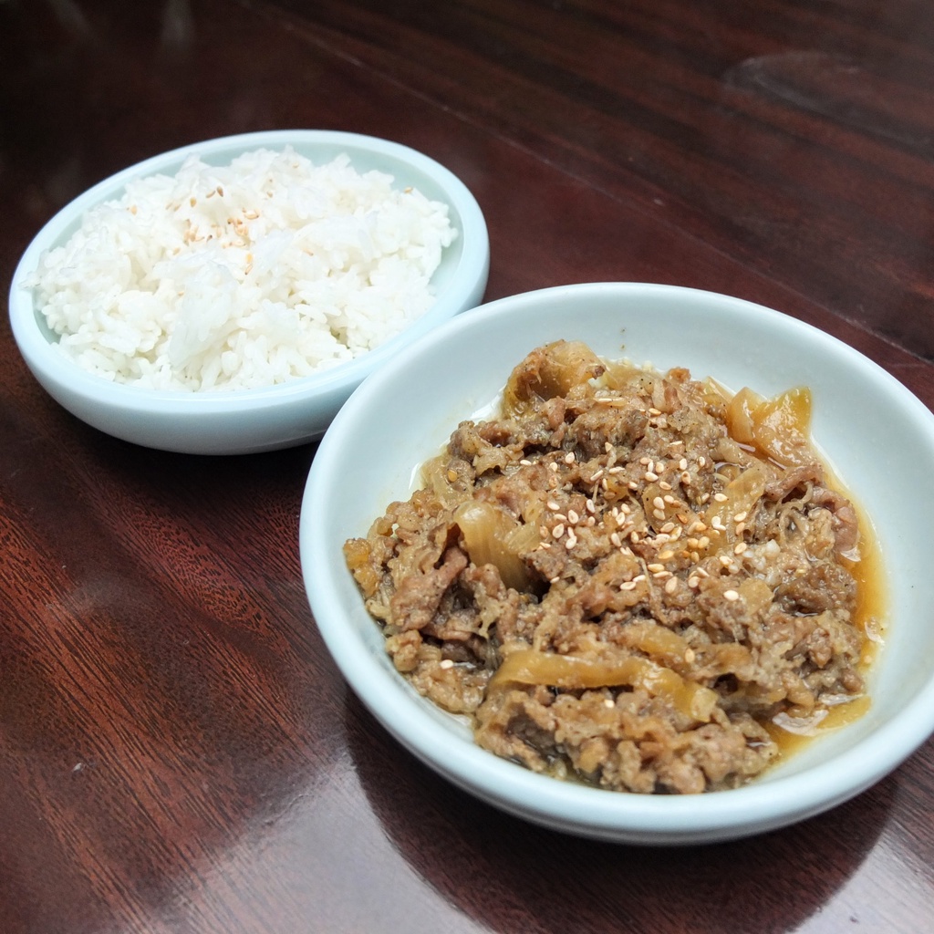 

Bulgogi (Beef with Onions)