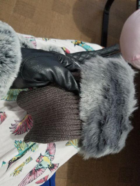 Penghangat Kaki Bulu Leg Warmer