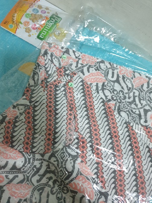 Atasan Batik Wanita Parang Nirwana Kombinasi