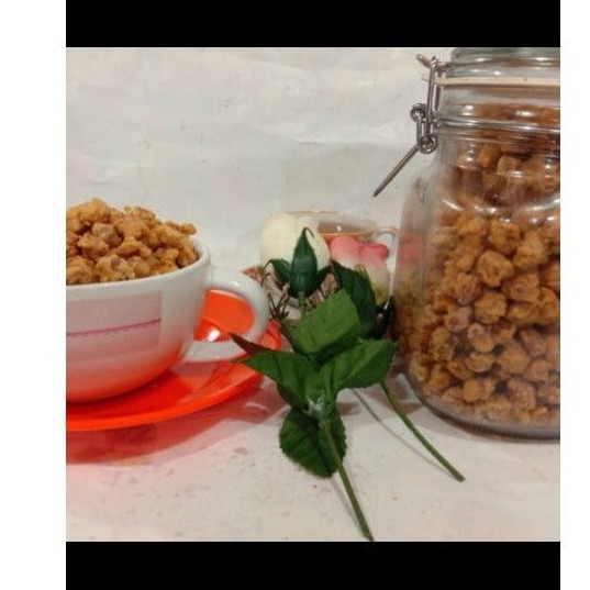 

Kacang Medan Pedas 250 gr