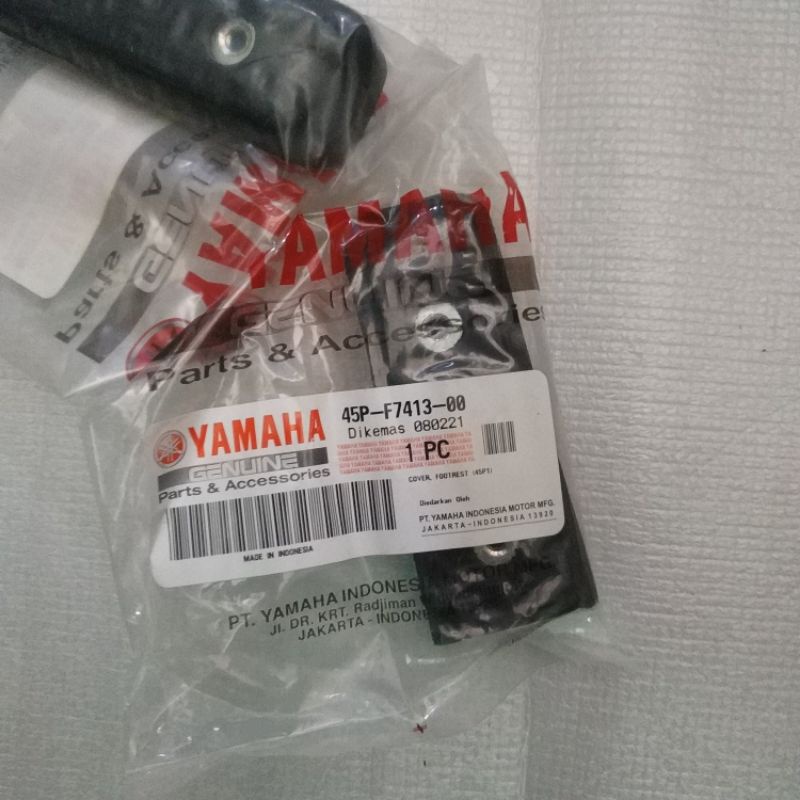KARET PIJAKAN COVER FOOTSTEP FOOTREST KANAN KIRI BYSON / 45P-F7413-00