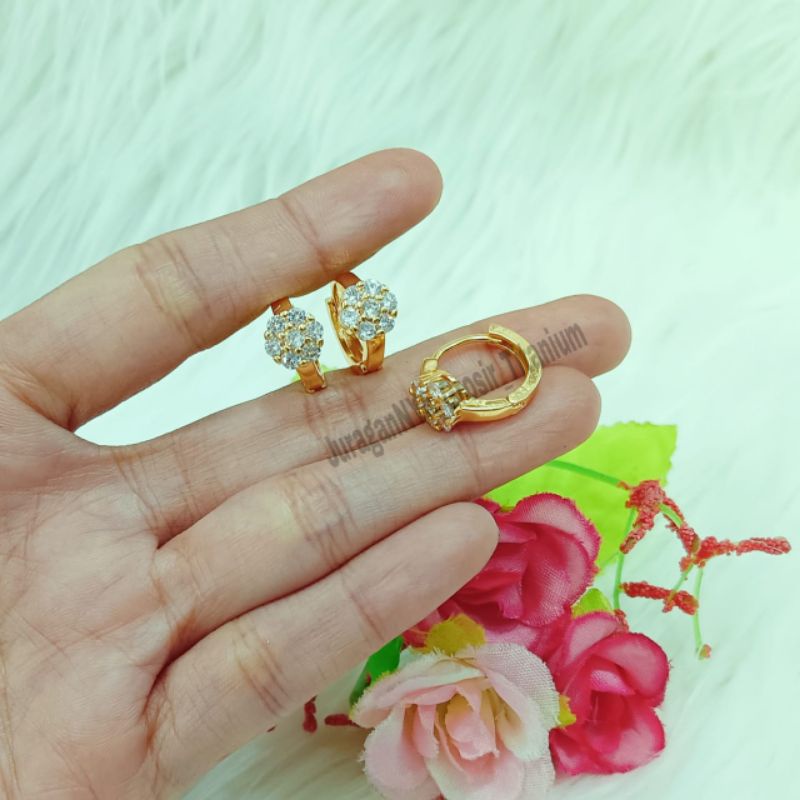 Titanium Anting Jepit Full Mata Elegant Super Cantik Anti Karat