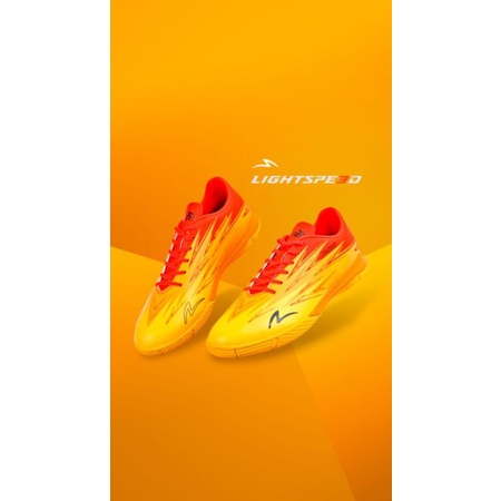 Sepatu futsal Specs Accelerator Lightspeed 3 in red