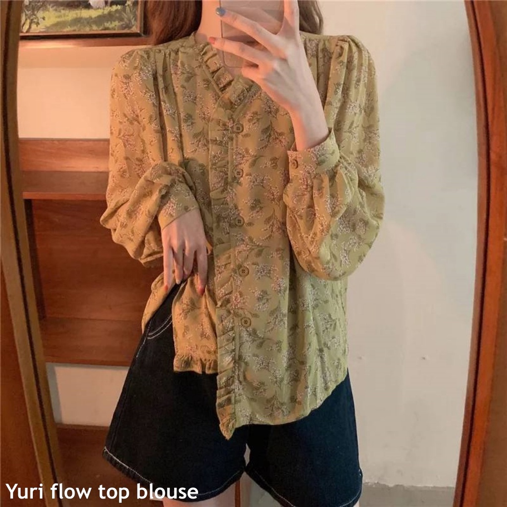 Yuri flow top blouse - Thejanclothes