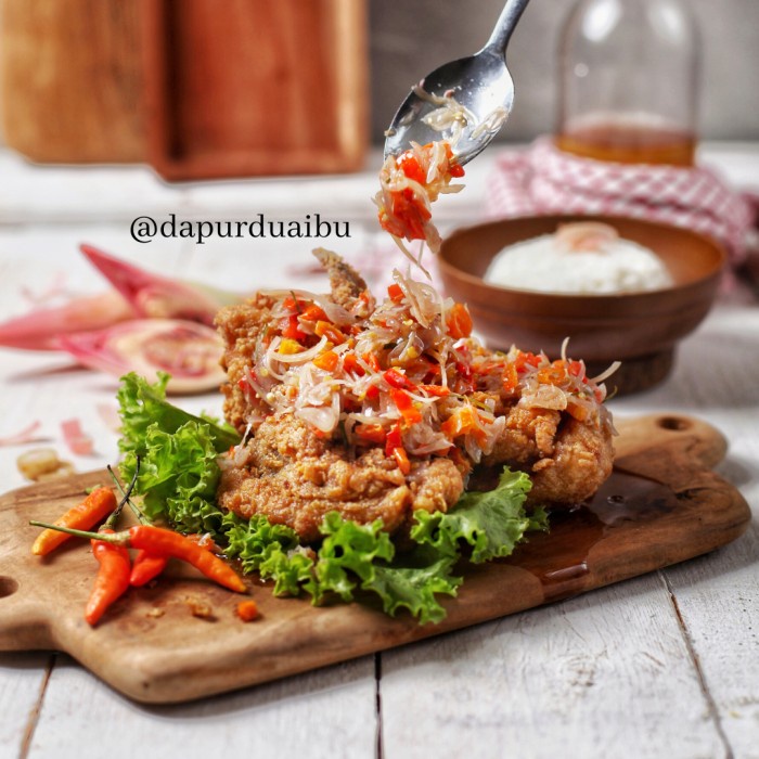 

Ayam sambel kecombrang 1 ekor ( 8 potong )