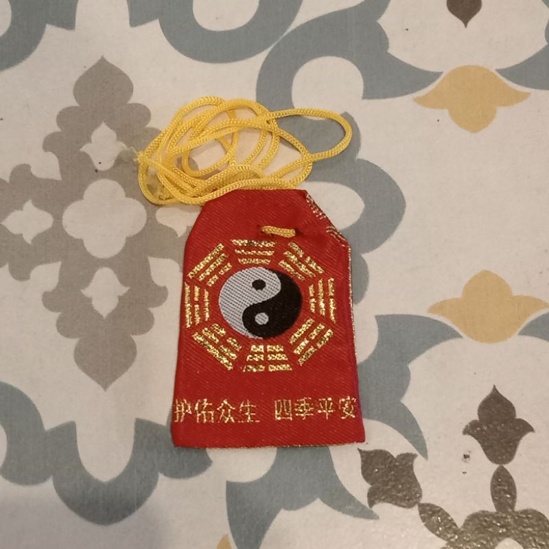 Kantong Jimat pakwa/ 2 warna : Merah &amp; Kuning