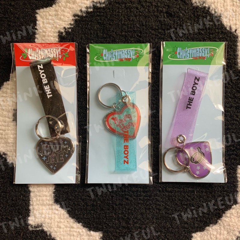 THE BOYZ CHRISTMASSY KEYRING ONLY