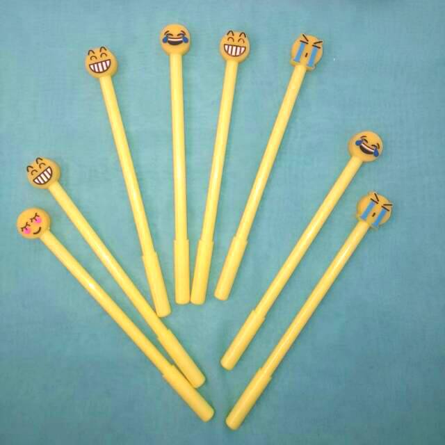 

Pena Gel Tinta Karakter Emoji Lucu Alat Tulis Pulpen Karakter