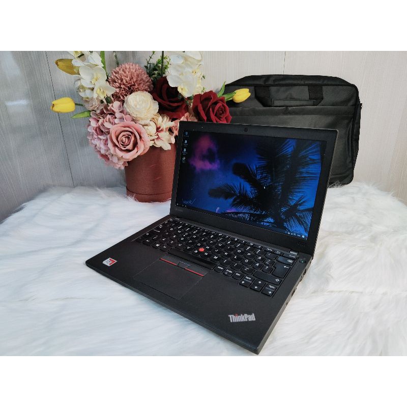 Laptop Lenovo Thinkpad A275 AMD Pro A10-9700B R7 Ram 8 GB SSD 240 GB AMD Radeon R7 Graphics