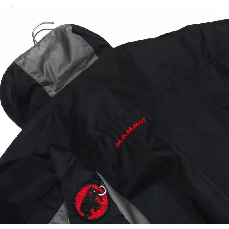 Jaket MAMMUT