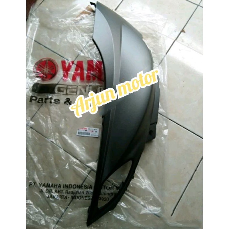 COVER BODY BELAKANG KANAN FINO FI 125 ORIYGP abu abu