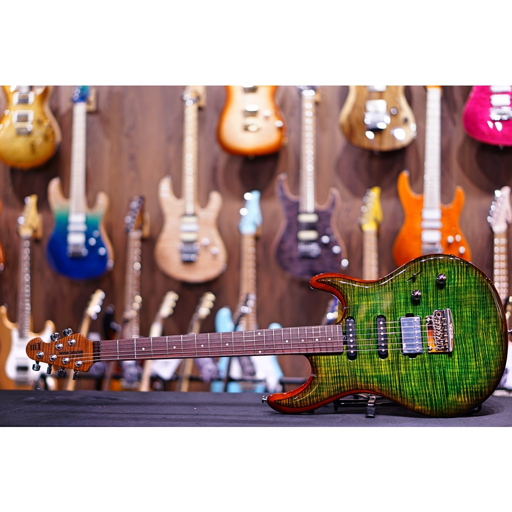 Ernie Ball Music Man Luke III HSS - Luscious Green Flame G98404