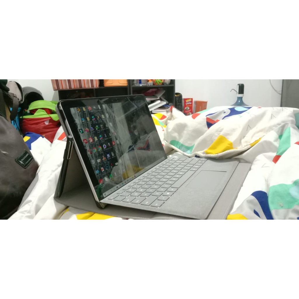 Microsoft surface Pro 5 tahun 2018 Muluss