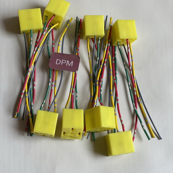 SOKET KABEL RELAY PLASTIK KUNING KABEL BINTIK ANTI PANAS
