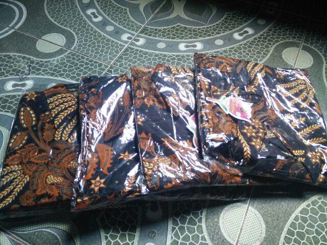 Hem Sogan Lengan Panjang Seragam Kemeja Batik Pria Padi Jokowi Solo Garuda Vintage Motif  Classic