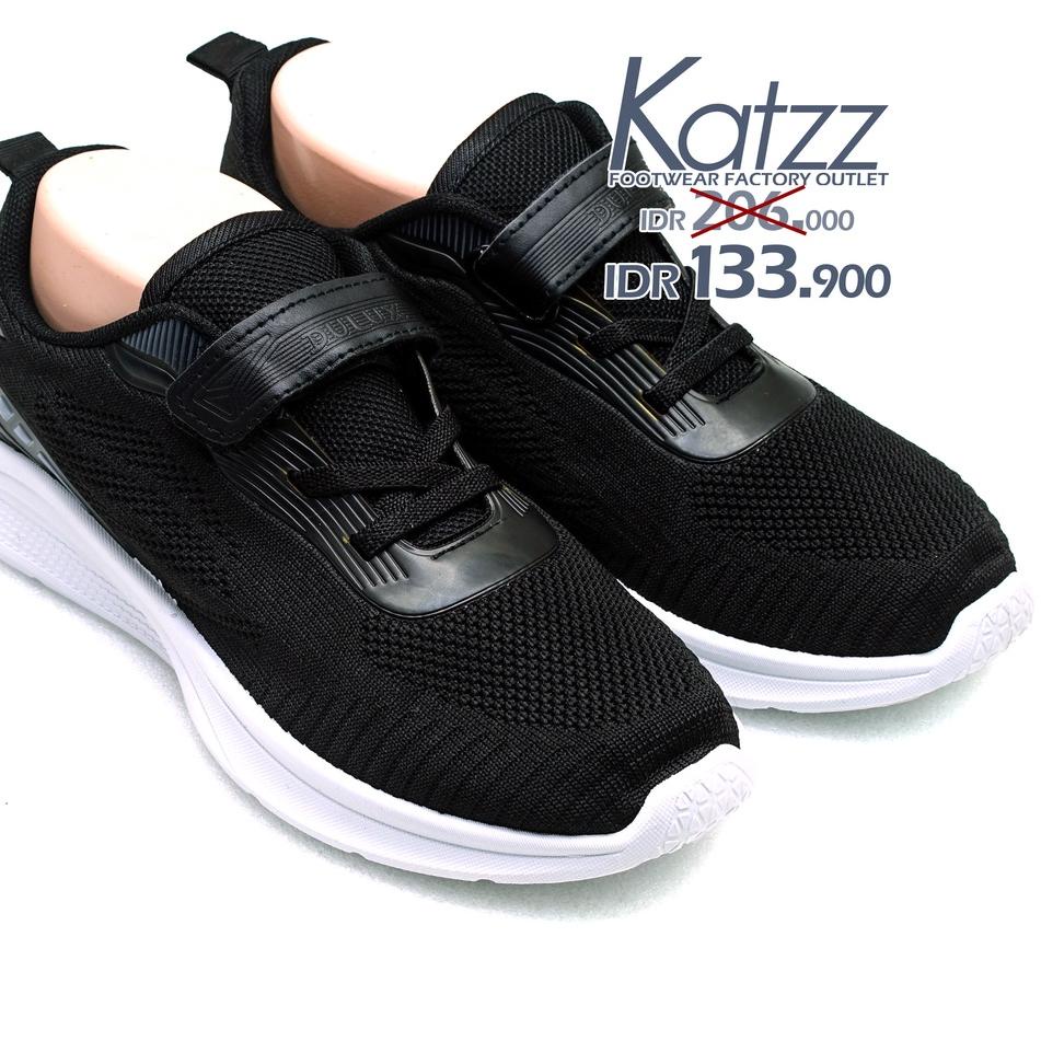 Terupdate Katzz - Sepatu Anak Sekolah VELCRO SD TK SMP HITAM PUTIH UK 28-39 ORIGINAL Sepatu Anak cowok cewek BAHAN LEBUT SOLE TEBAL DENGAN SOFT FOAM INSOLE untuk kenyamanan anak sekolah. VELCRO STUDENT SHOES. SEPATU MURID SEKOLAH [SWALLOW X KATZZ SCH 01 B