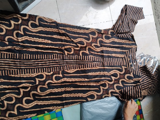 Terlaris Serut Genes Jelita Tunic Navbor Yelbor Whitbor Creambor Tunik Batik Modern