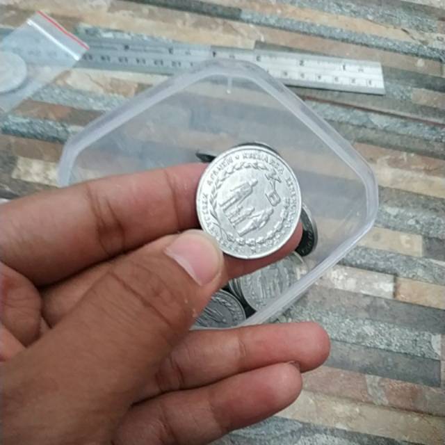 Uang kuno koin 5 rupiah kb besar tahun 1974 untuk bahan mahar nikah 20 rupiah 2020 rupiah