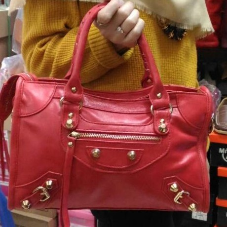 Tas Model Balenciaga Kulit Domba Pull Up