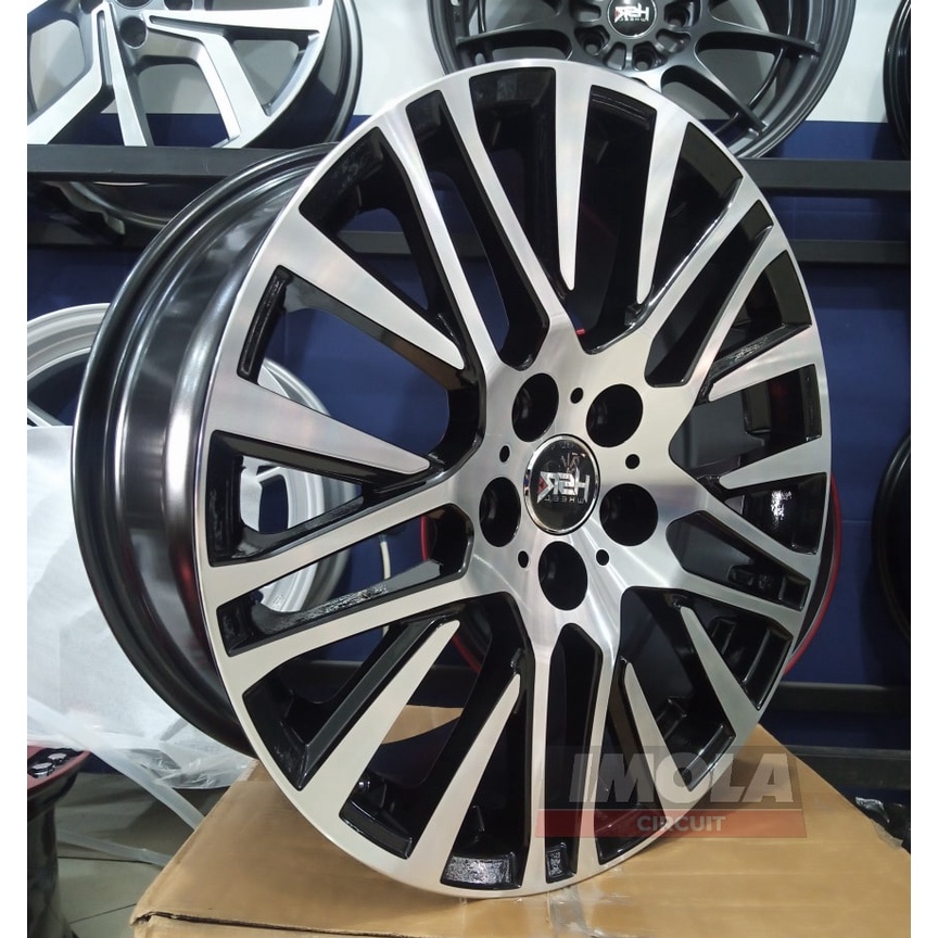 Pelek mobil murah ring 18 HSR wheel AKITA R18 lobang baut 5x114,3 lebar 8 Hitam polis inova