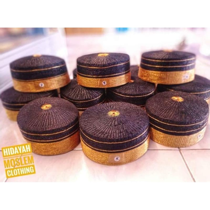 Peci Bugis Polos / Recca Bone / Songkok to Bone EMAS