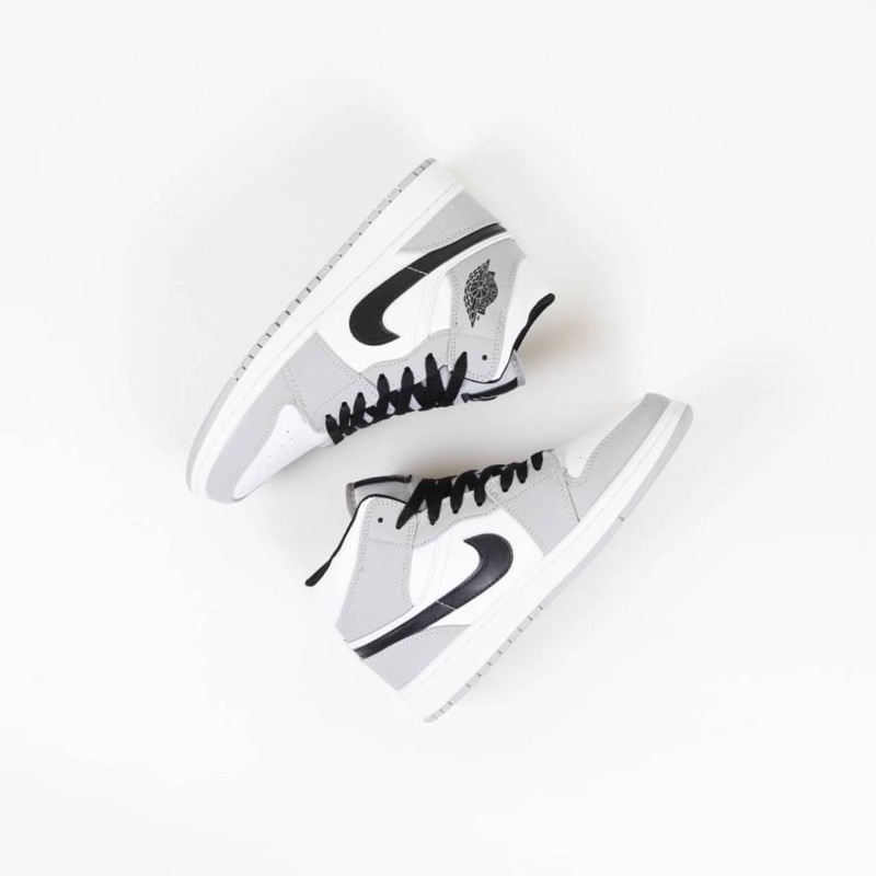 Nike Air Jordan 1 Mid Smoke Grey