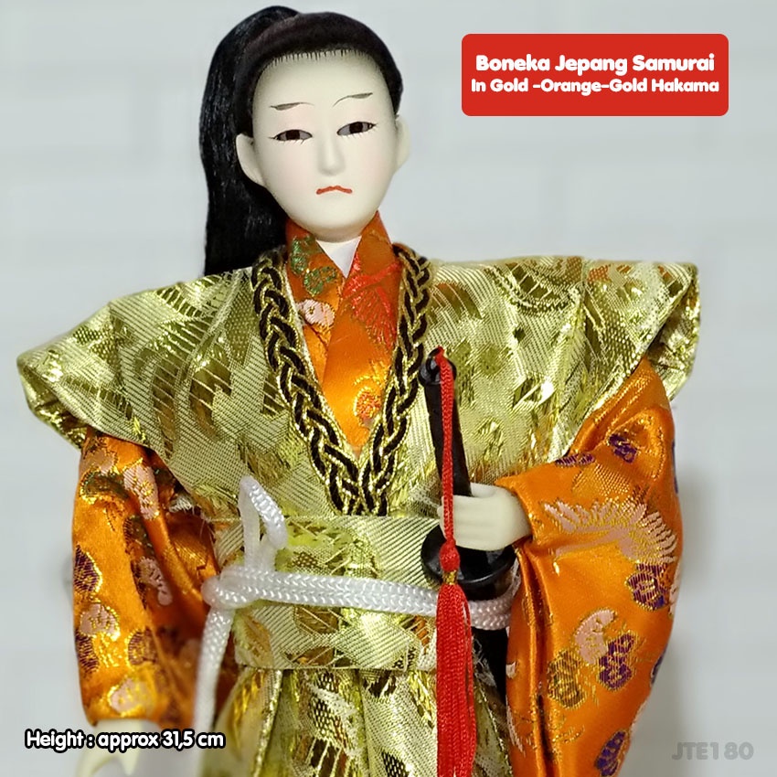 Boneka Jepang Samurai Orange Gold Hakama Sedang